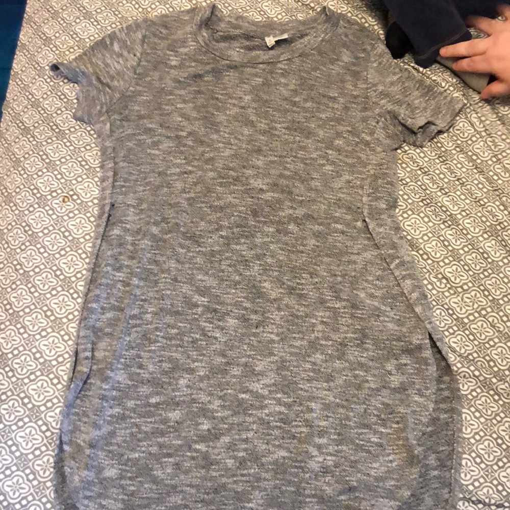 Short sleeved sweater